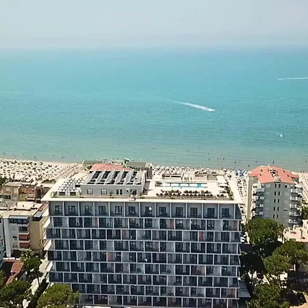 Hotel Bay