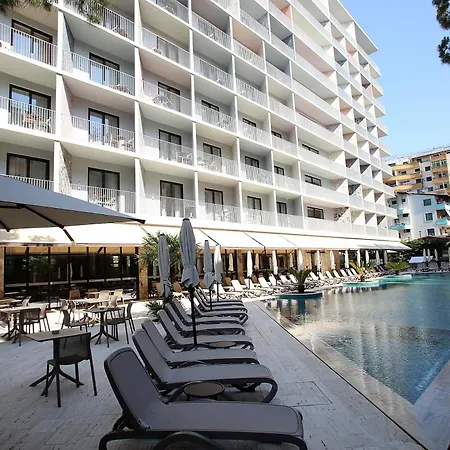Bay Hotel 4*