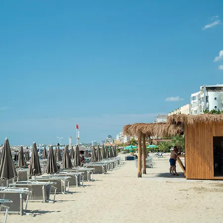 Bay Hotel