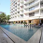 Hotel Bay 4*