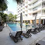 Bay ホテル 4*
