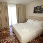 Hotel Bay