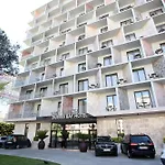 Bay Hotel 4*