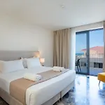 Bay Hotel