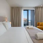 Hotel Bay 4*