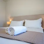 Bay 4*