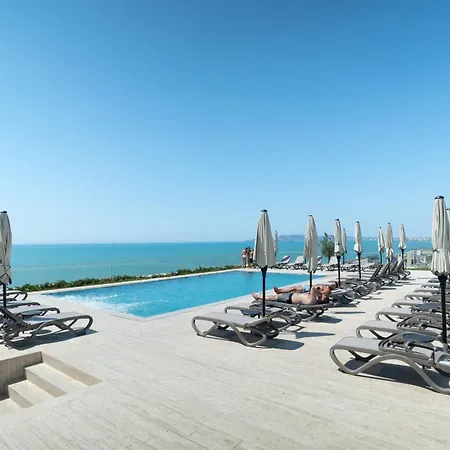 Bay 4* Durrës